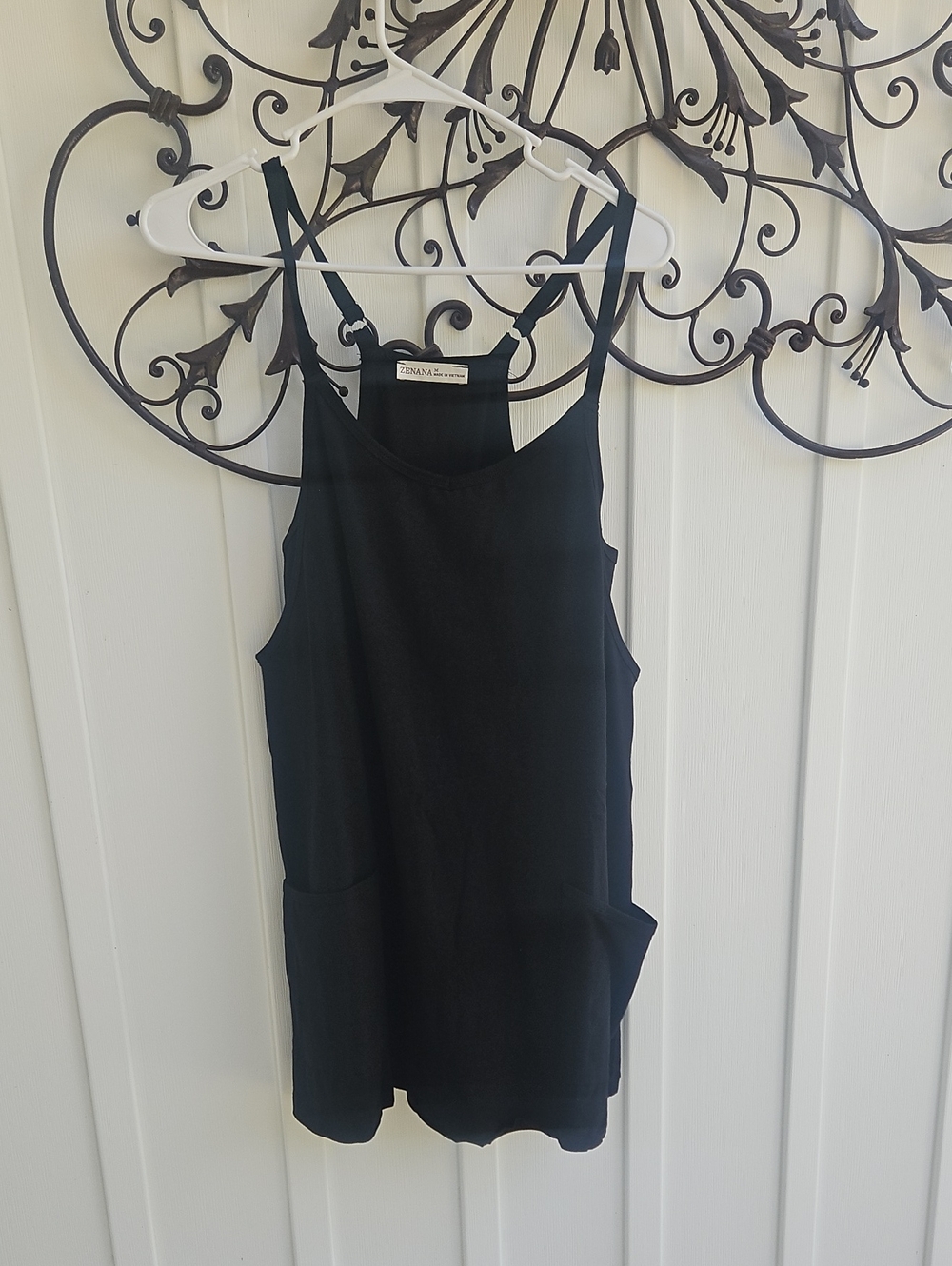Zenana Outfitters Black Sleeveless Romper with Side Pockets